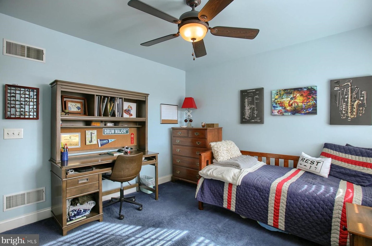 250 Pne Crk Dr, Carlisle PA  17013-9611 exterior