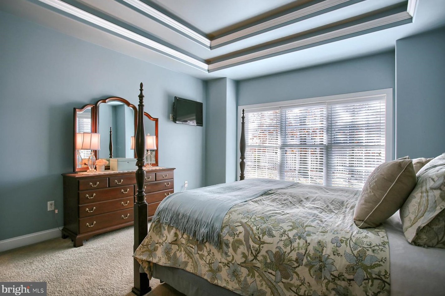 250 Pne Crk Dr, Carlisle PA  17013-9611 exterior