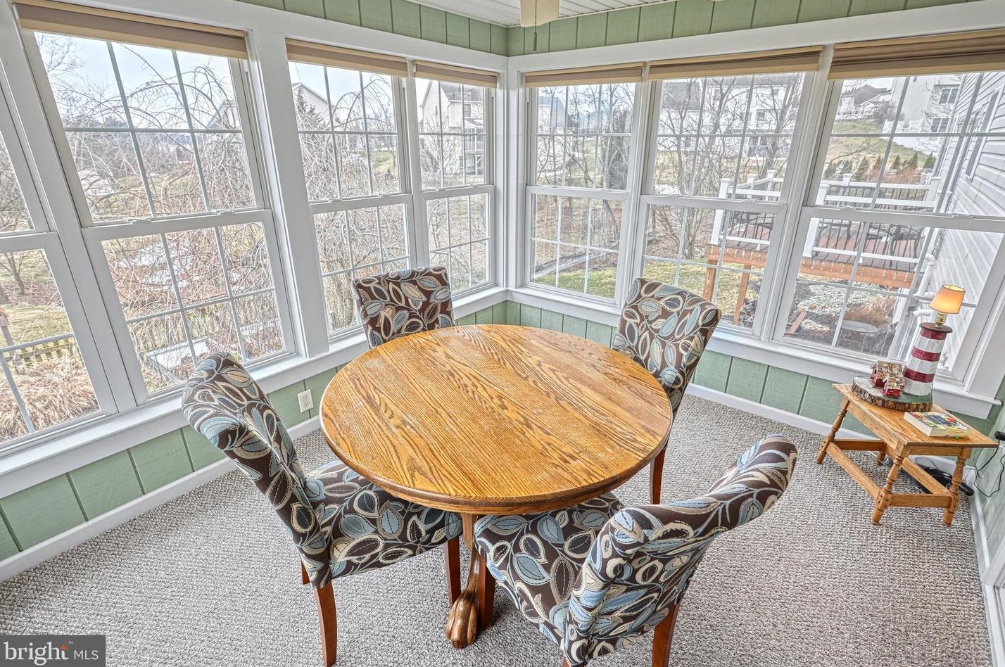 84 Cottonwood Ct, Carlisle PA  17013-8137 exterior