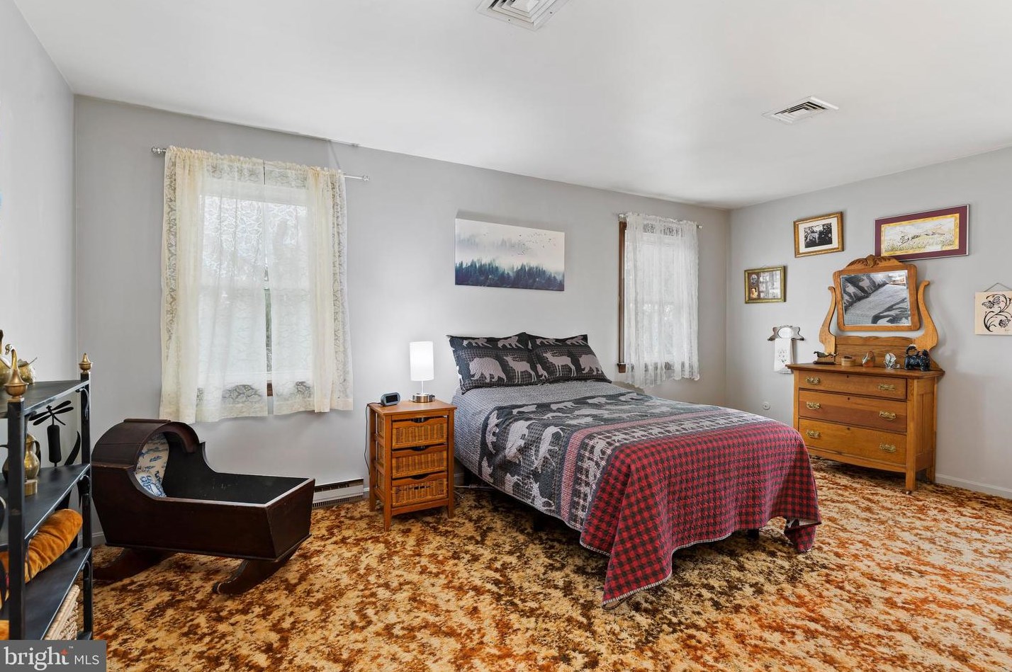 35 Church Rd, Carlisle PA  17015-9332 exterior