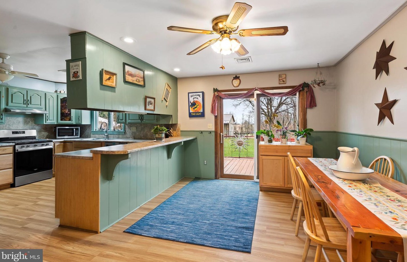 35 Church Rd, Carlisle PA  17015-9332 exterior