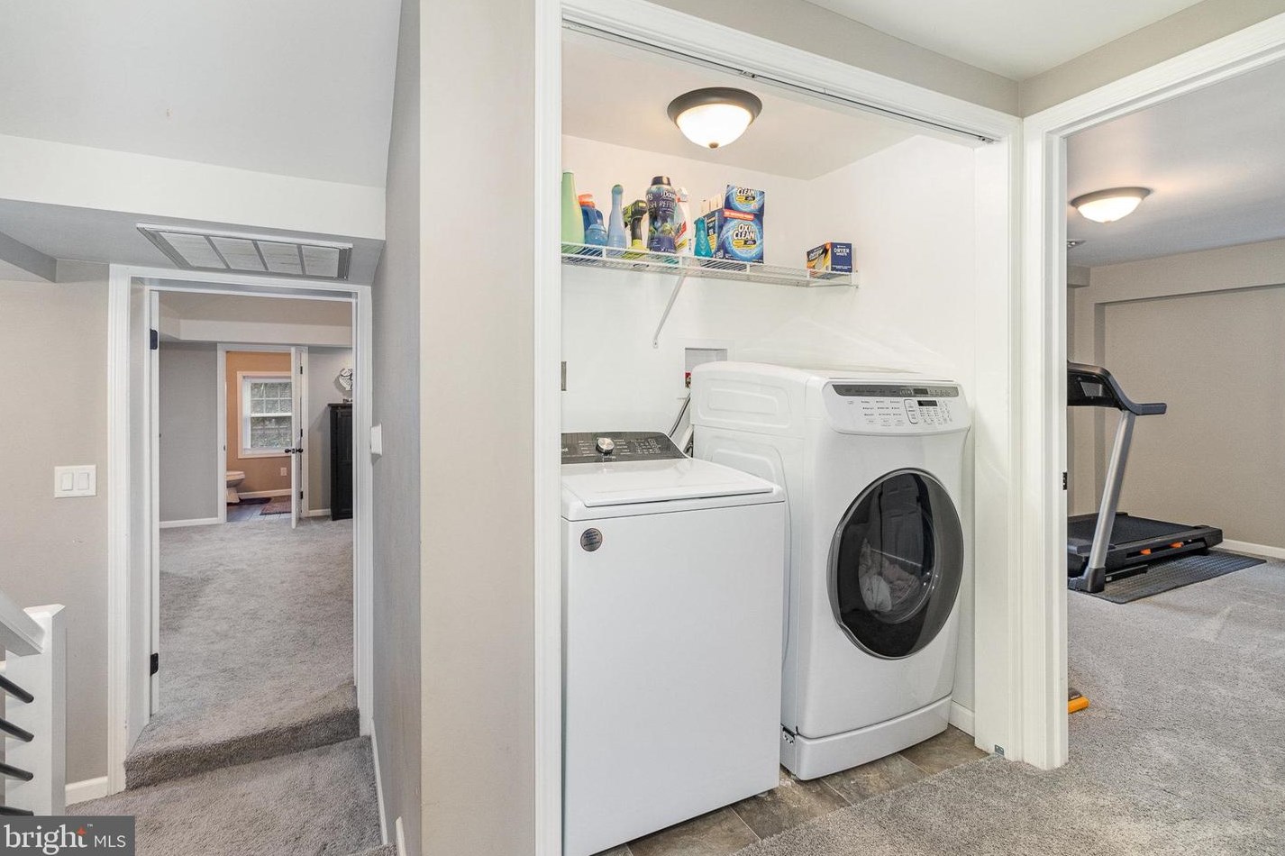 261 Hanover St, Carlisle PA  17013-3905 exterior