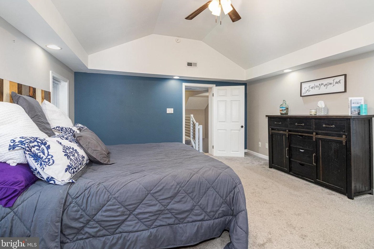 261 Hanover St, Carlisle PA  17013-3905 exterior