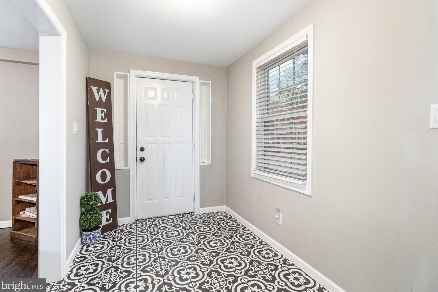 261 Hanover St, Carlisle PA  17013-3905 exterior