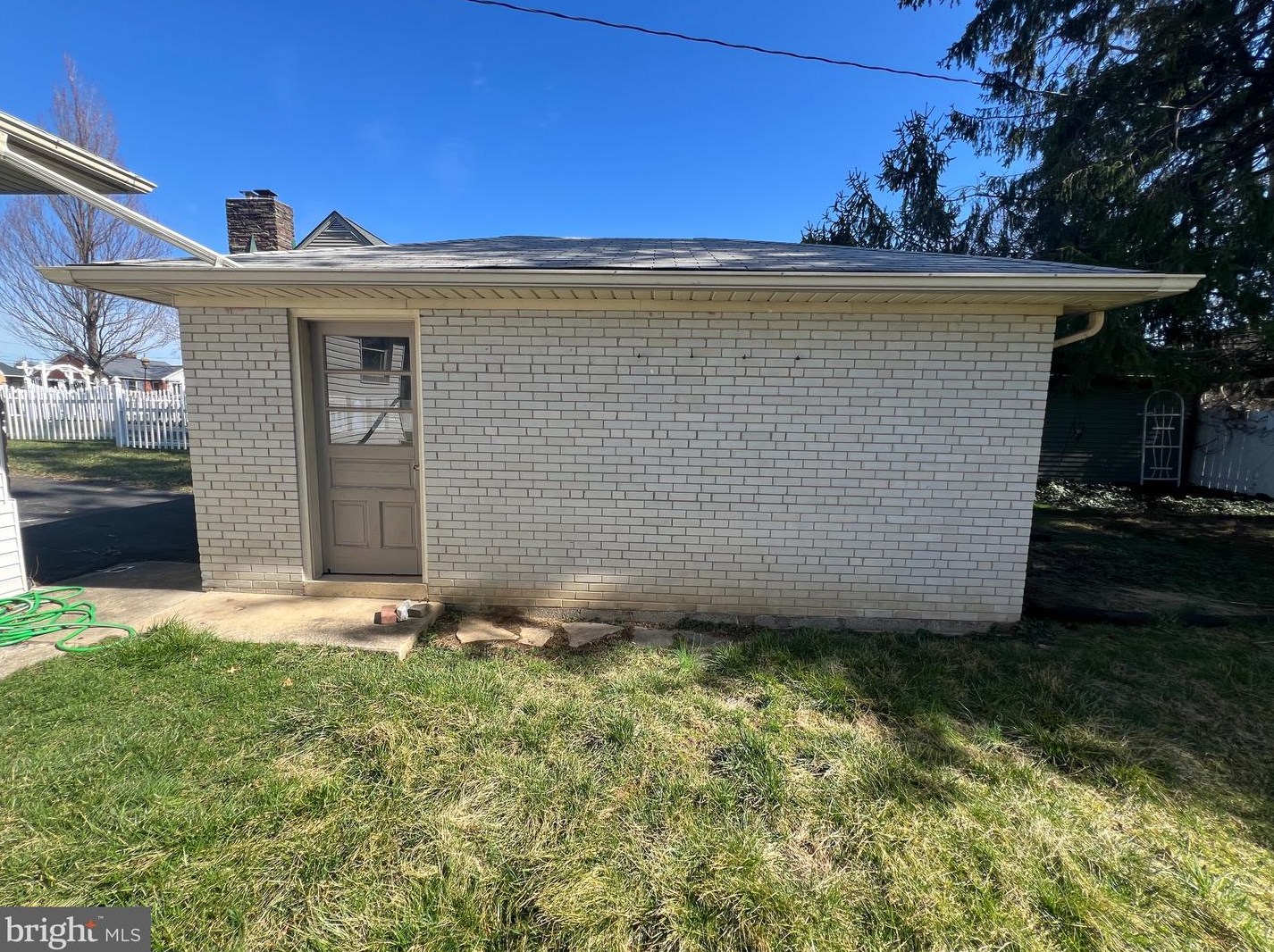 640 Walton St, Lemoyne PA  17043-2032 exterior