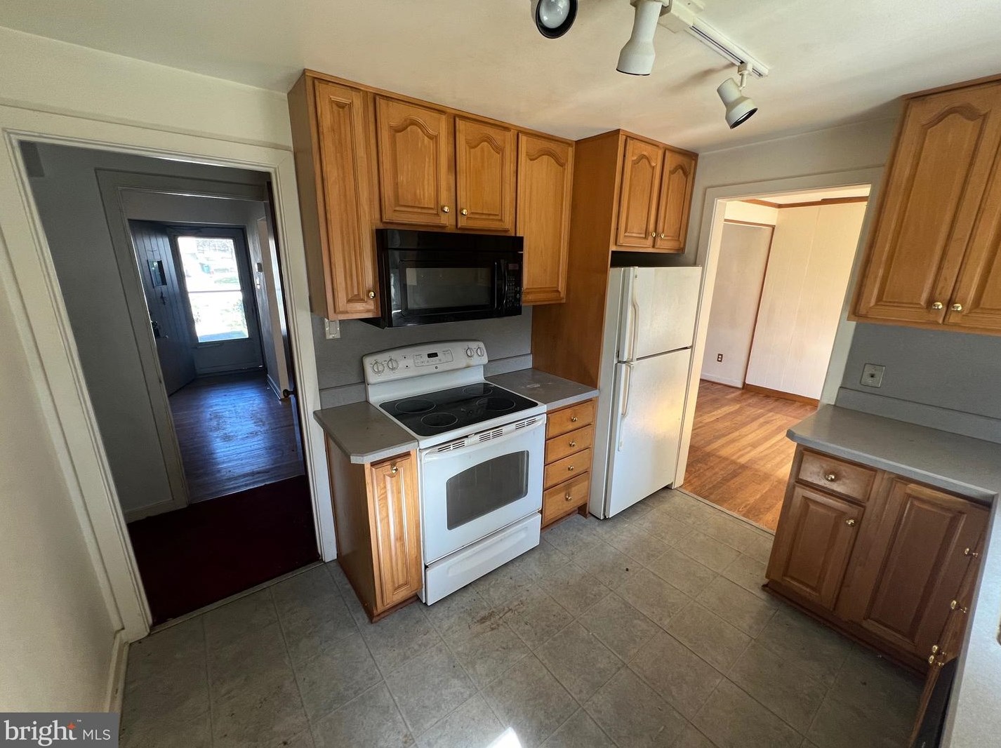 640 Walton St, Lemoyne PA  17043-2032 exterior