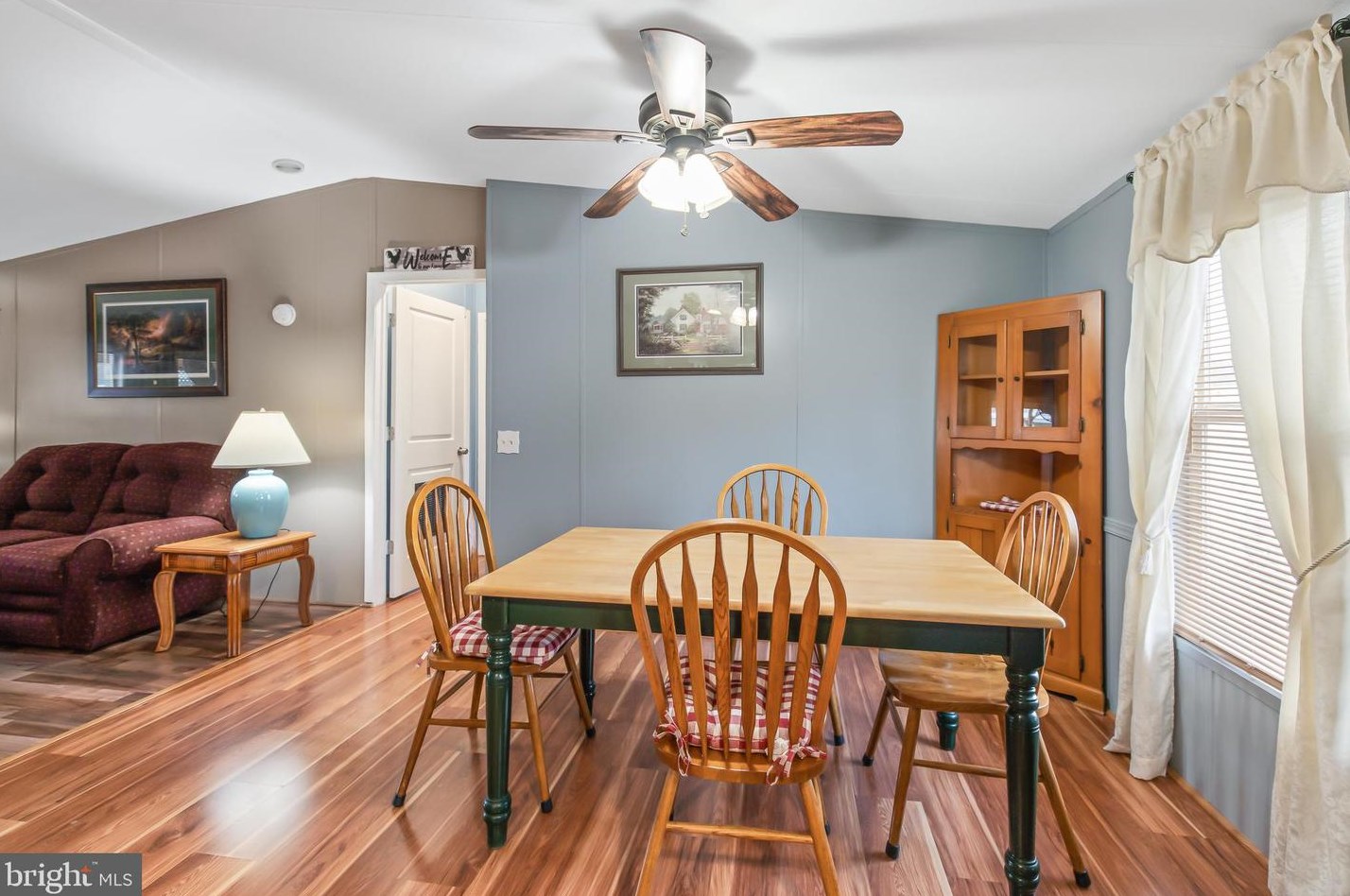 17 Cherry Ln, Carlisle PA 17015-7852 exterior