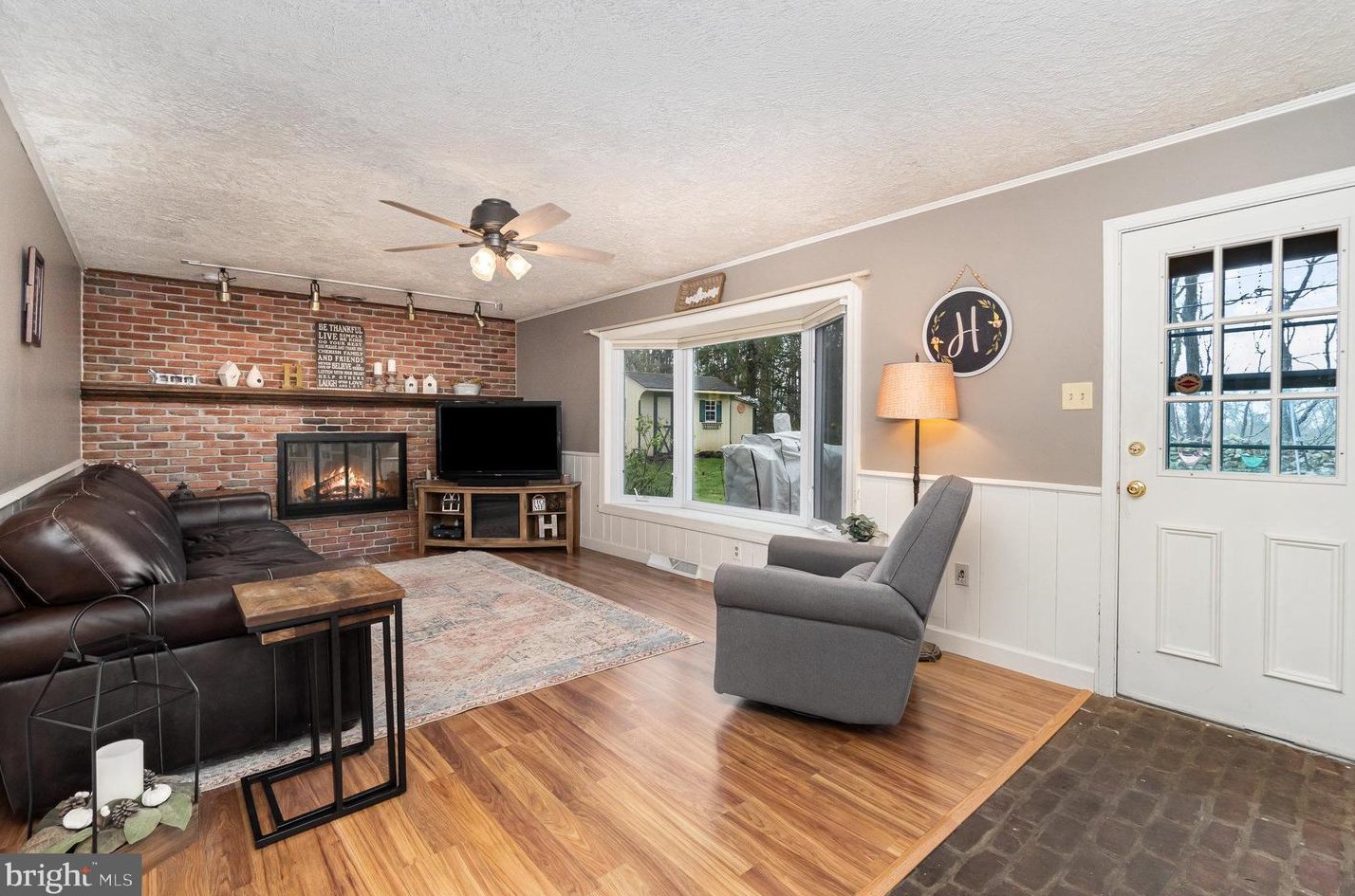 140 Hickory Rd, Carlisle PA  17015-9704 exterior