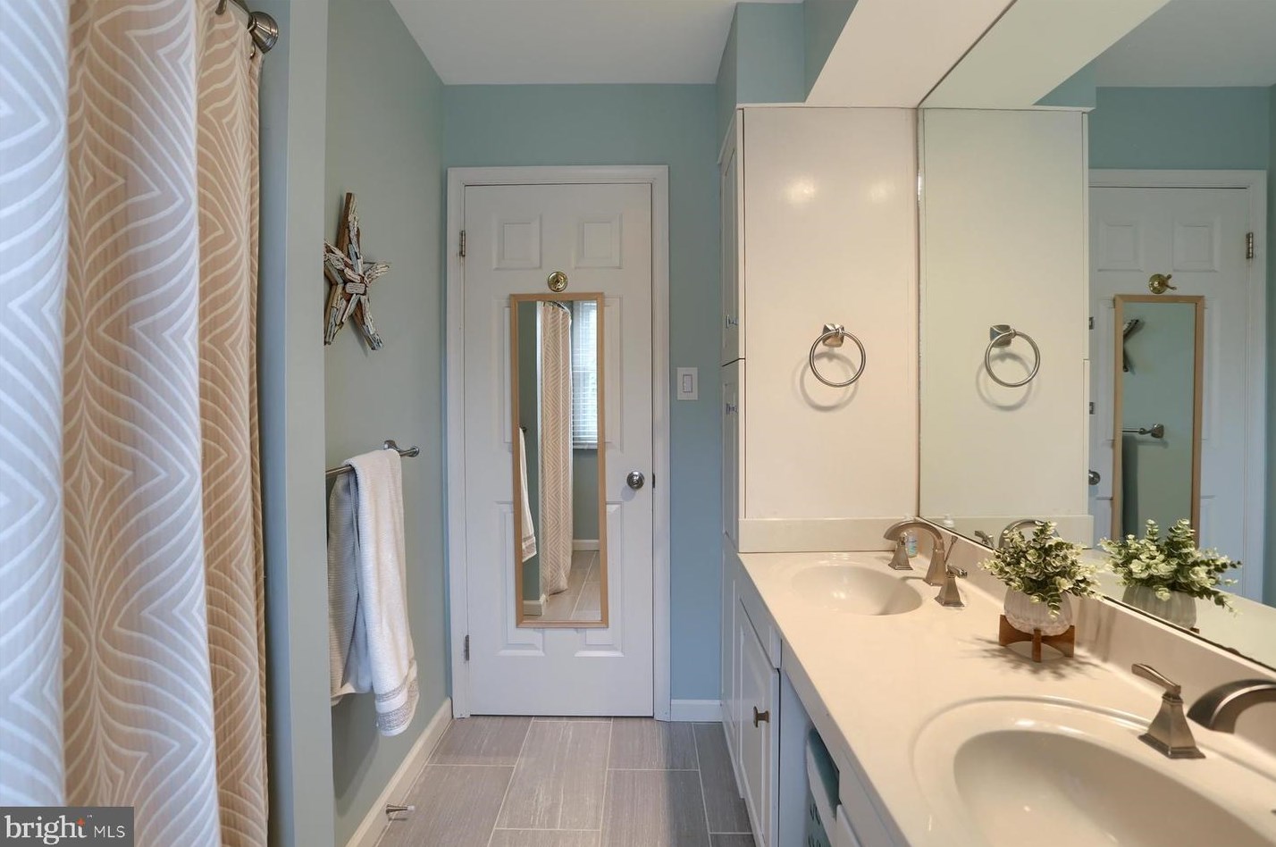 5923 Stephens Xing, Navy Sup Dpt PA  17050-6866 exterior