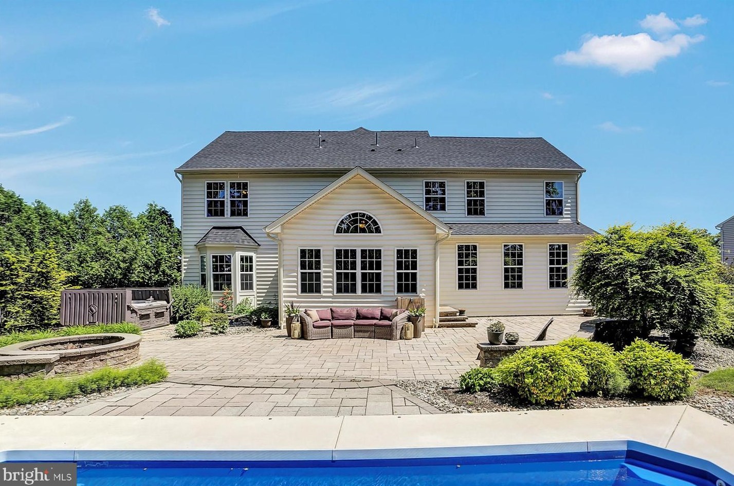 147 Warm Sunday Way, Navy Sup Dpt PA 17050-3802 exterior