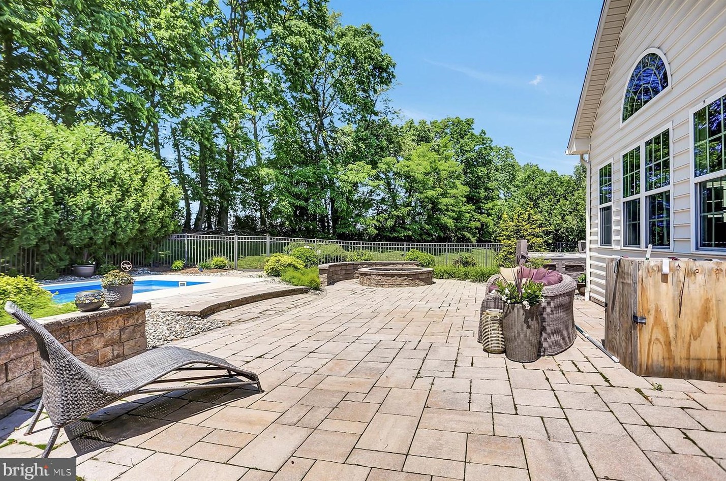 147 Warm Sunday Way, Navy Sup Dpt PA 17050-3802 exterior