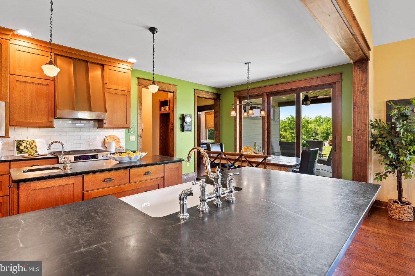 25 Morgan Dr, Carlisle PA  17015-7914 exterior