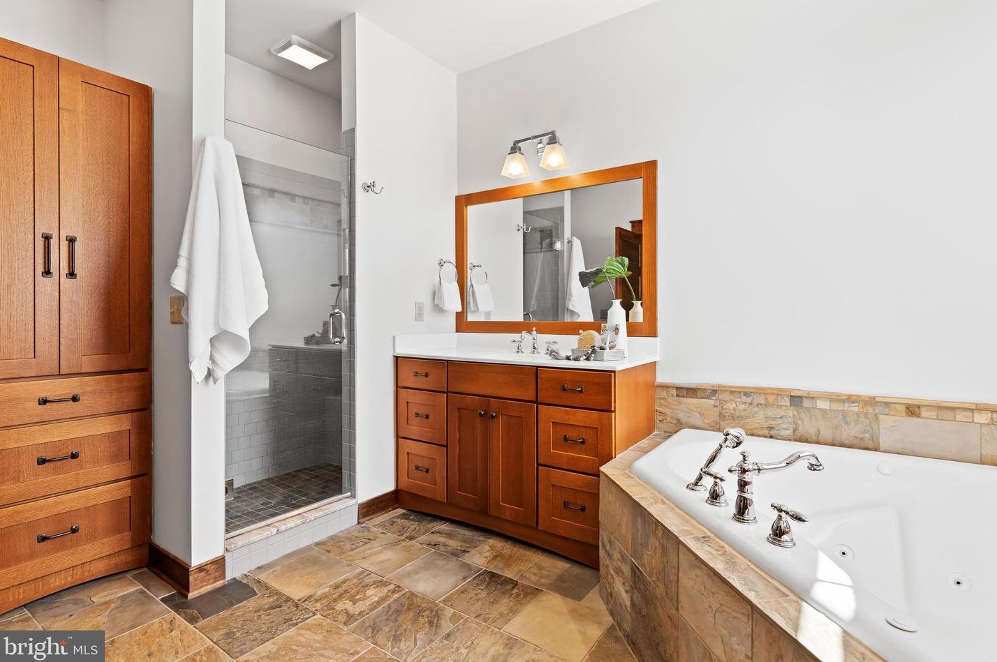 25 Morgan Dr, Carlisle PA  17015-7914 exterior