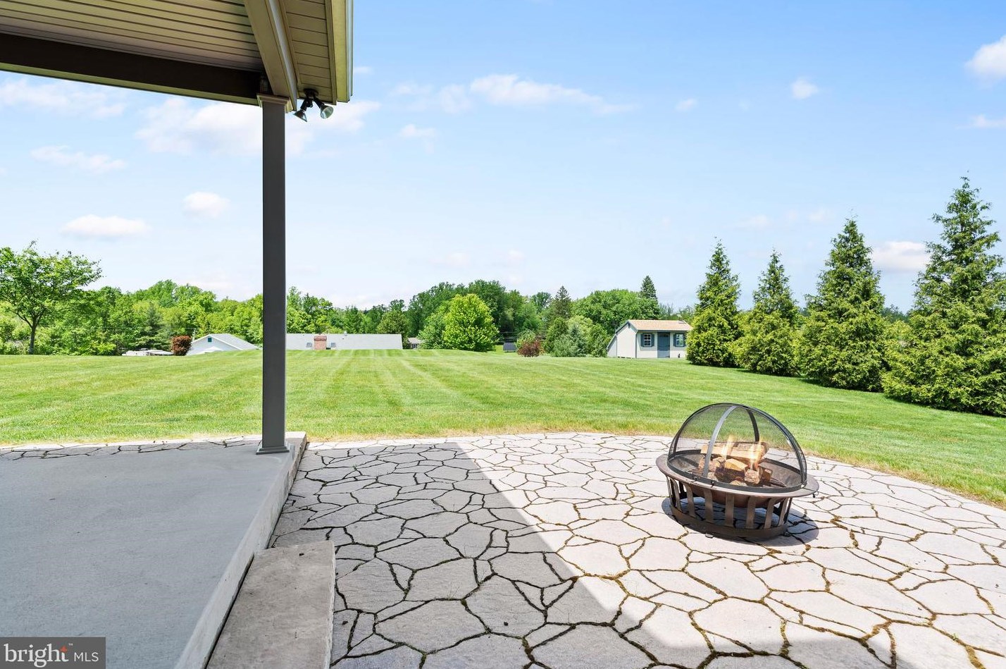 25 Morgan Dr, Carlisle PA  17015-7914 exterior