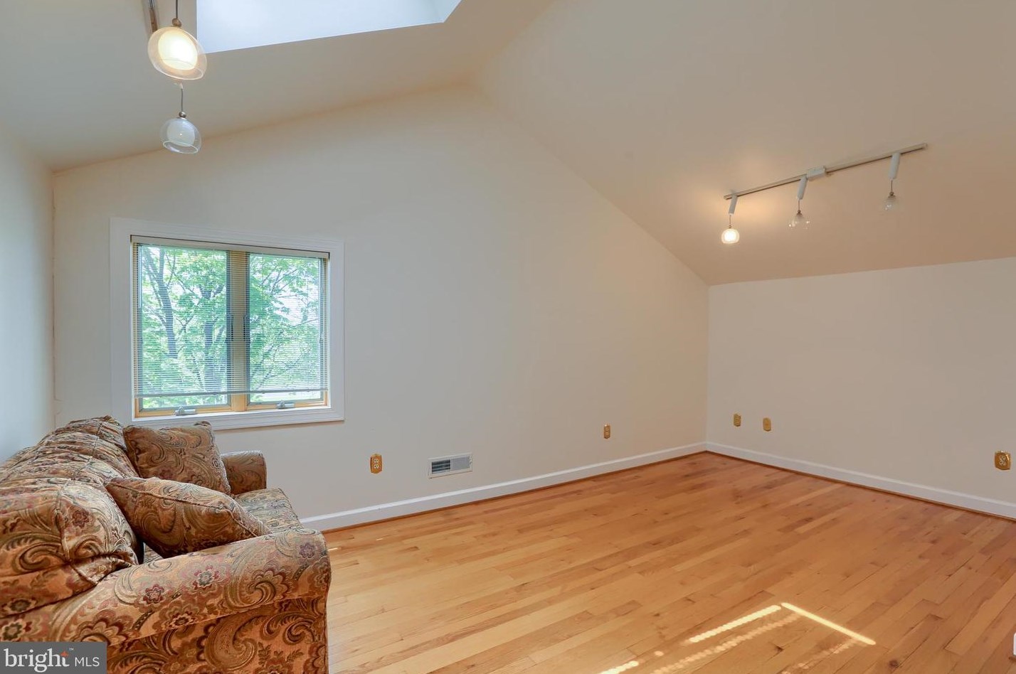 1207 Pheasant Dr, Carlisle PA 17013-1228 exterior