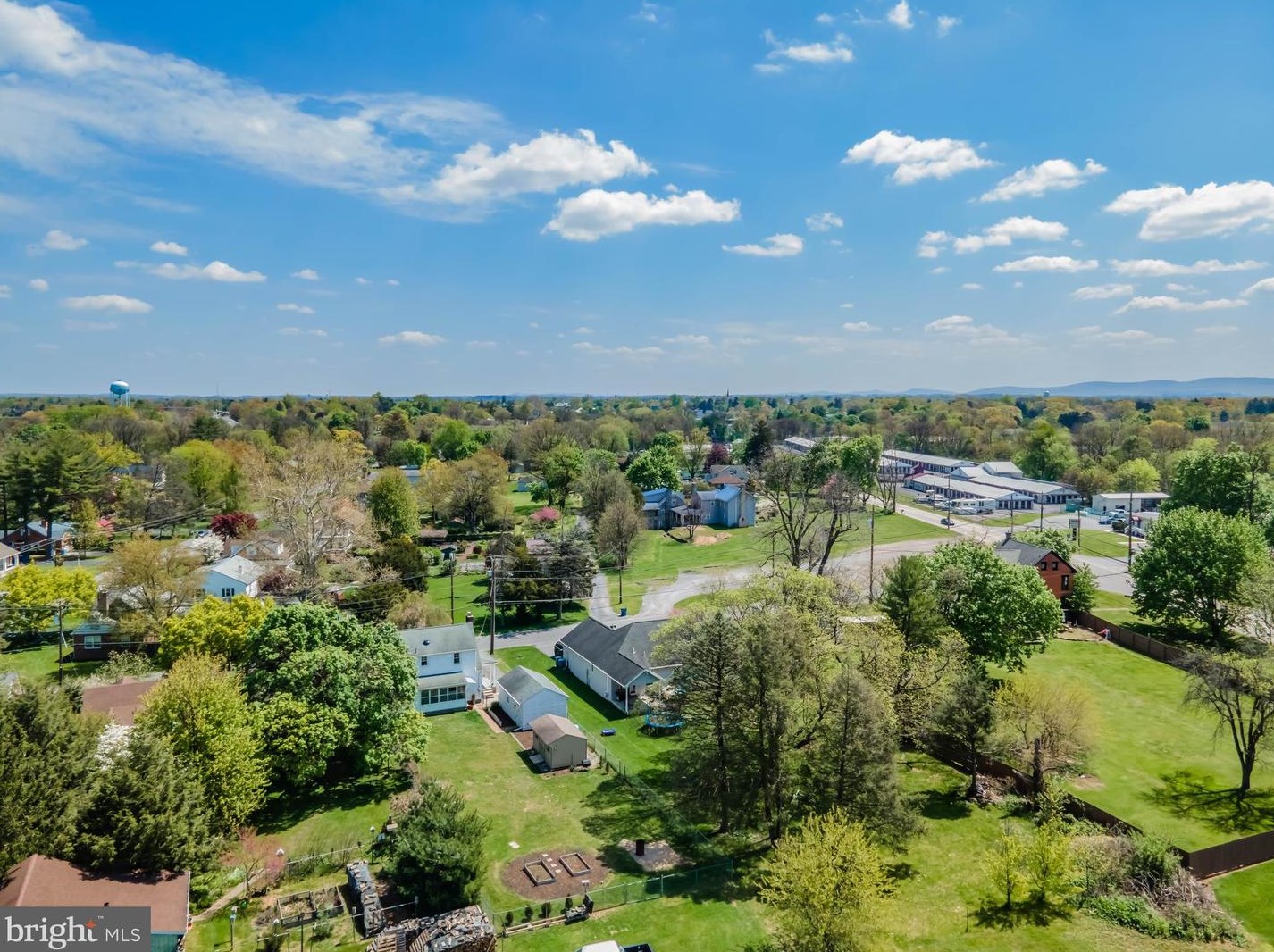 18 Meetinghouse Spg Rd, Carlisle PA  exterior