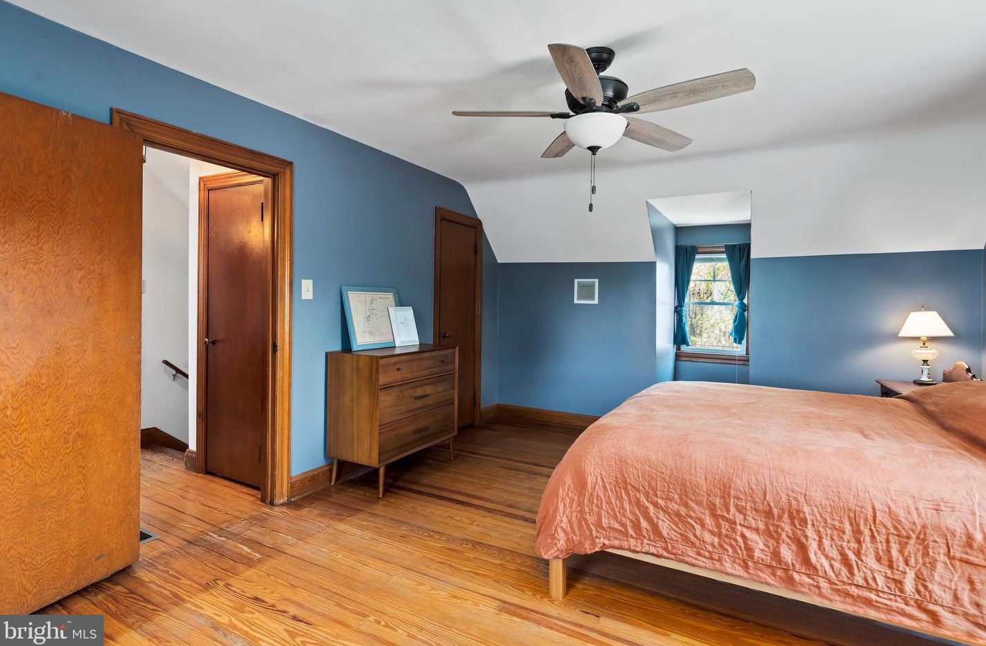 18 Meetinghouse Spg Rd, Carlisle PA  exterior