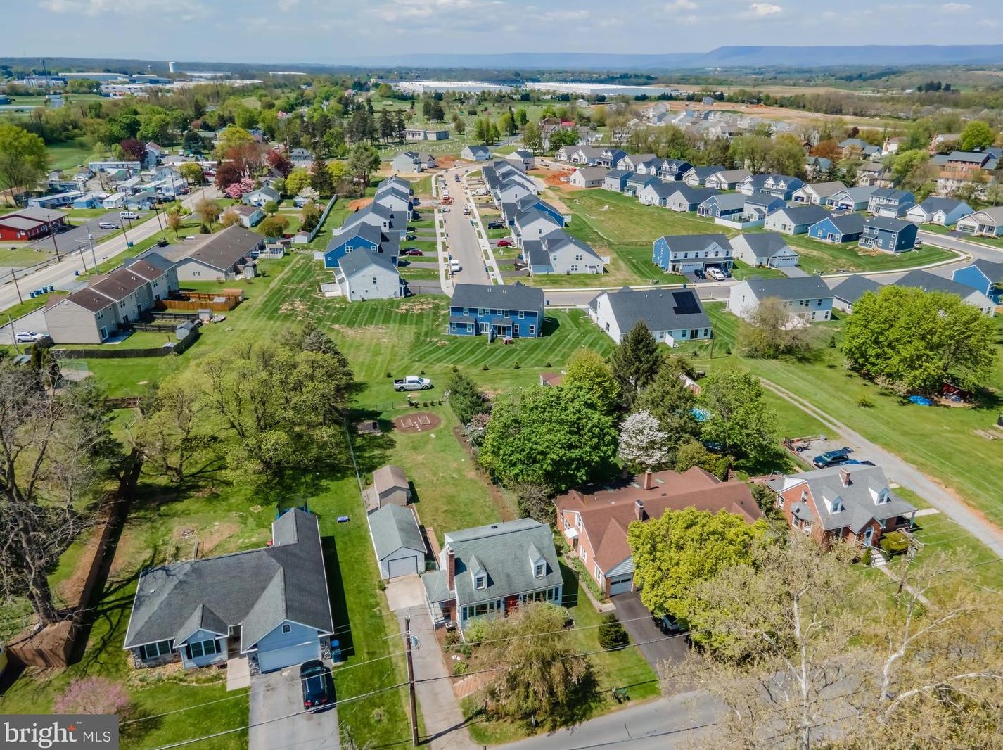 18 Meetinghouse Spg Rd, Carlisle PA  exterior