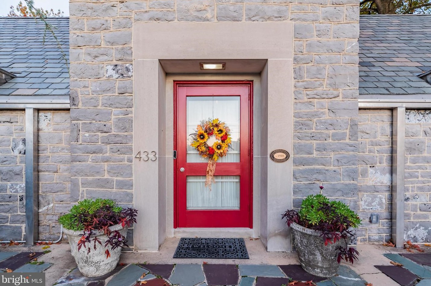 433 Mooreland Ave, Carlisle PA  17013-3727 exterior