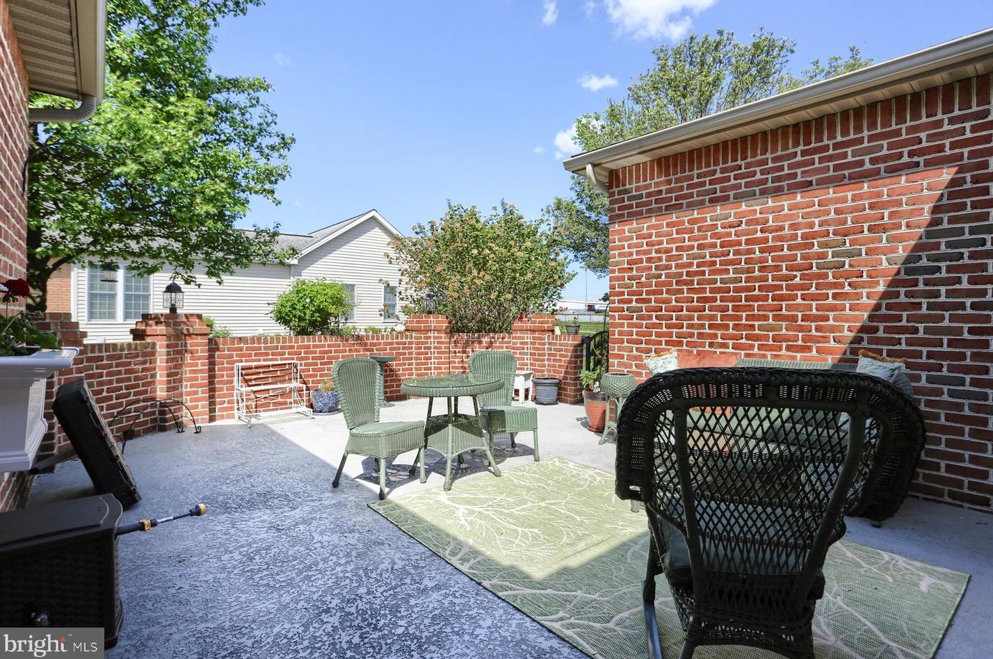 1333 Georgetown Cir, Carlisle PA  17013-3578 exterior