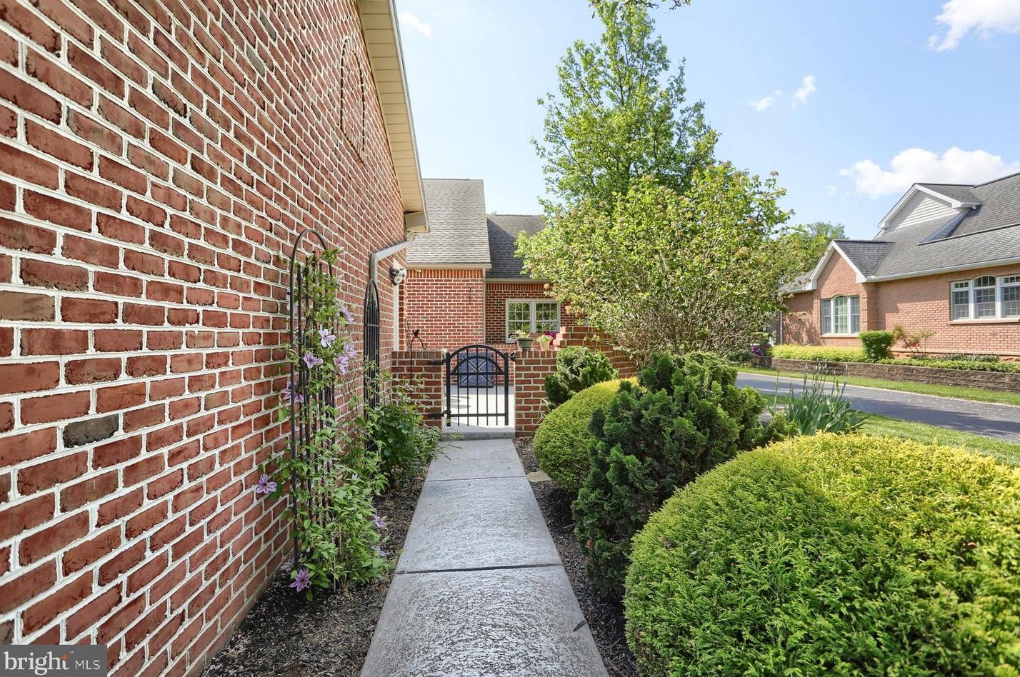 1333 Georgetown Cir, Carlisle PA  17013-3578 exterior