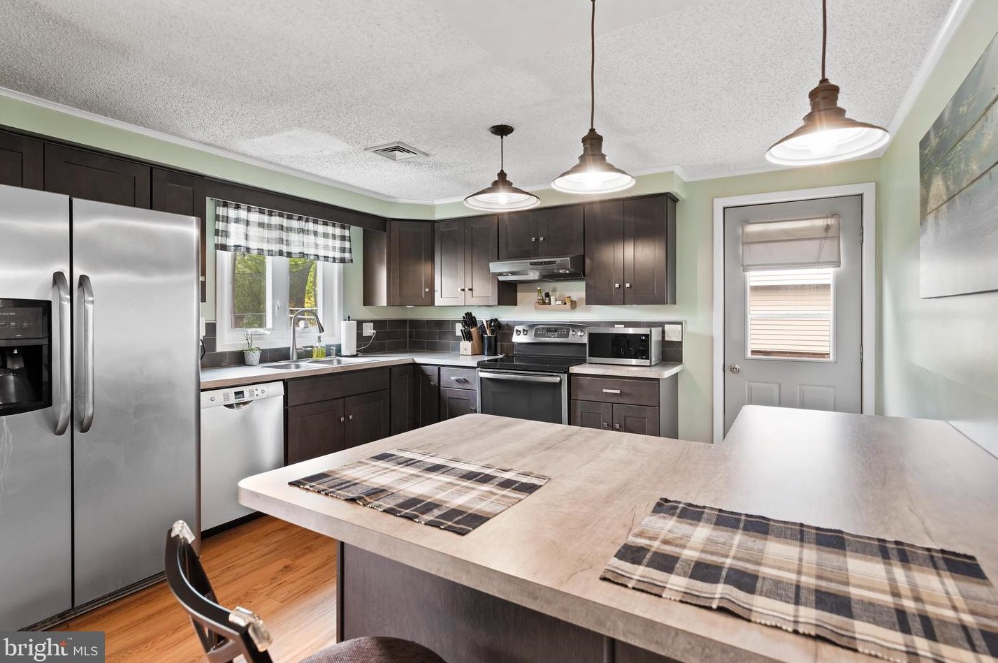 926 Gobin Dr, Carlisle PA 17013-1516 exterior