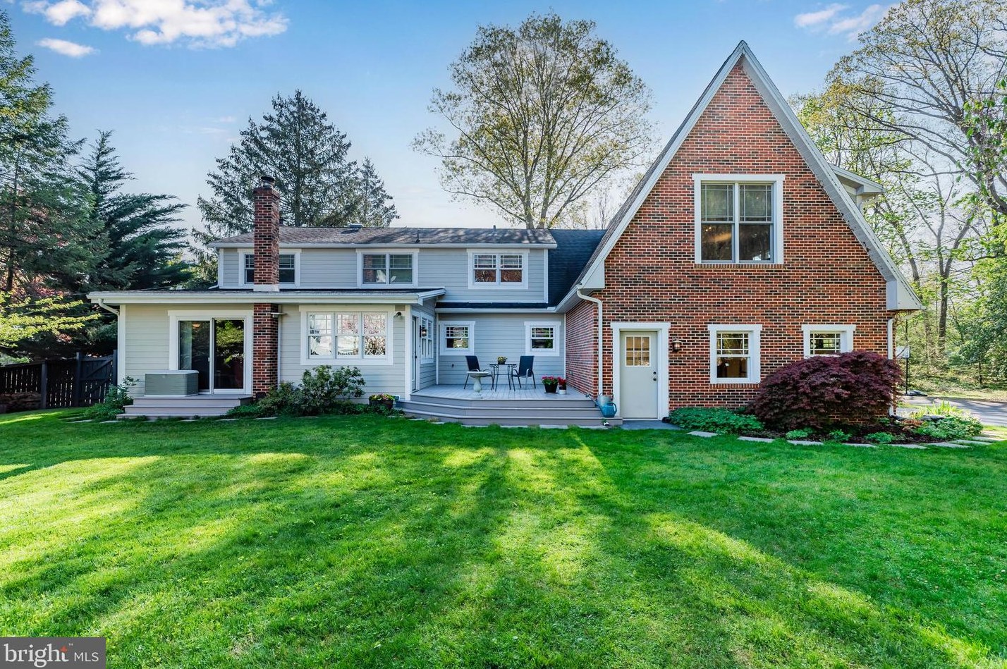 274 Belvedere St, Carlisle PA  17013-3501 exterior