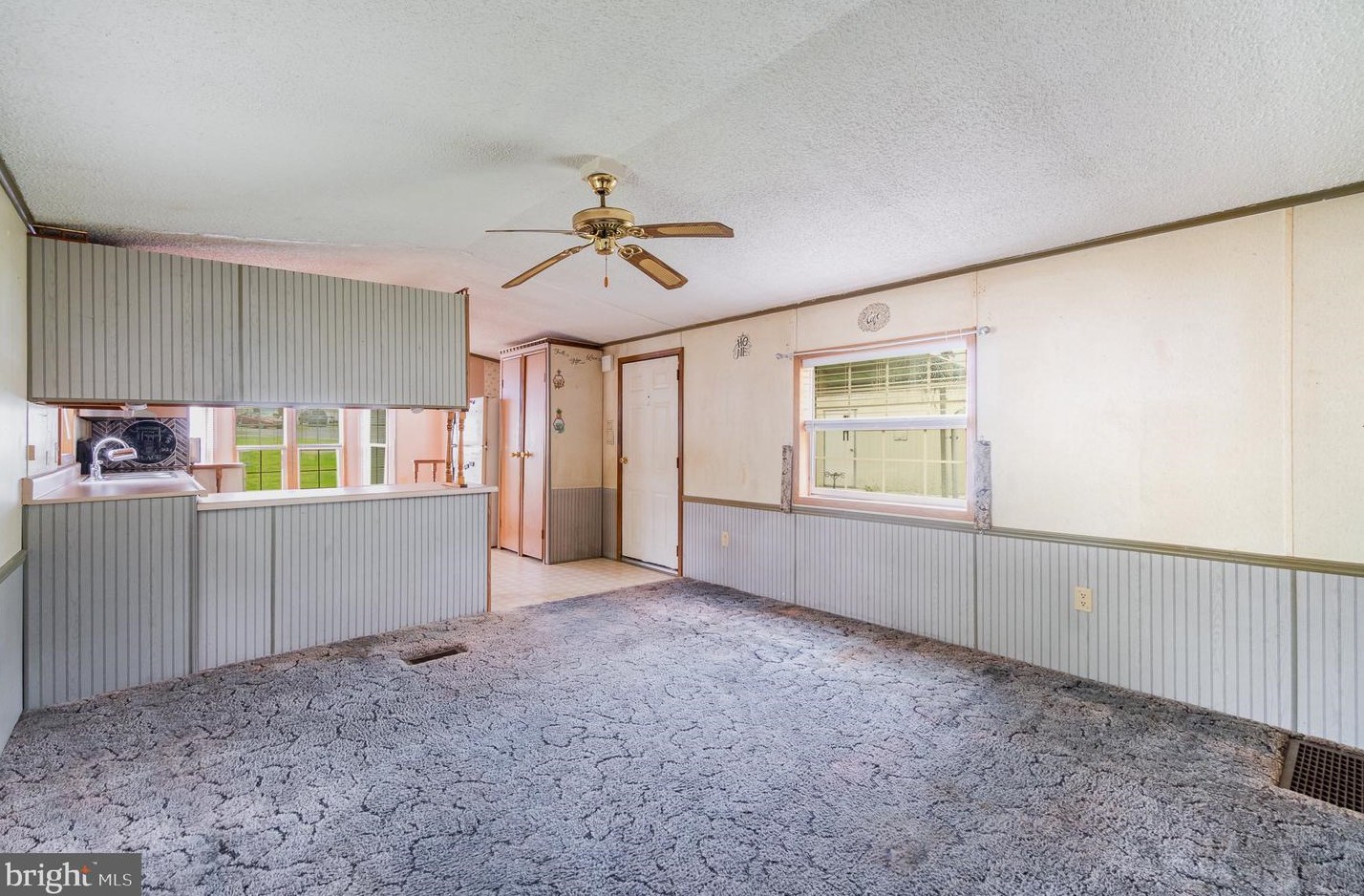 10 Amara Ln, Carlisle PA  17015-8819 exterior