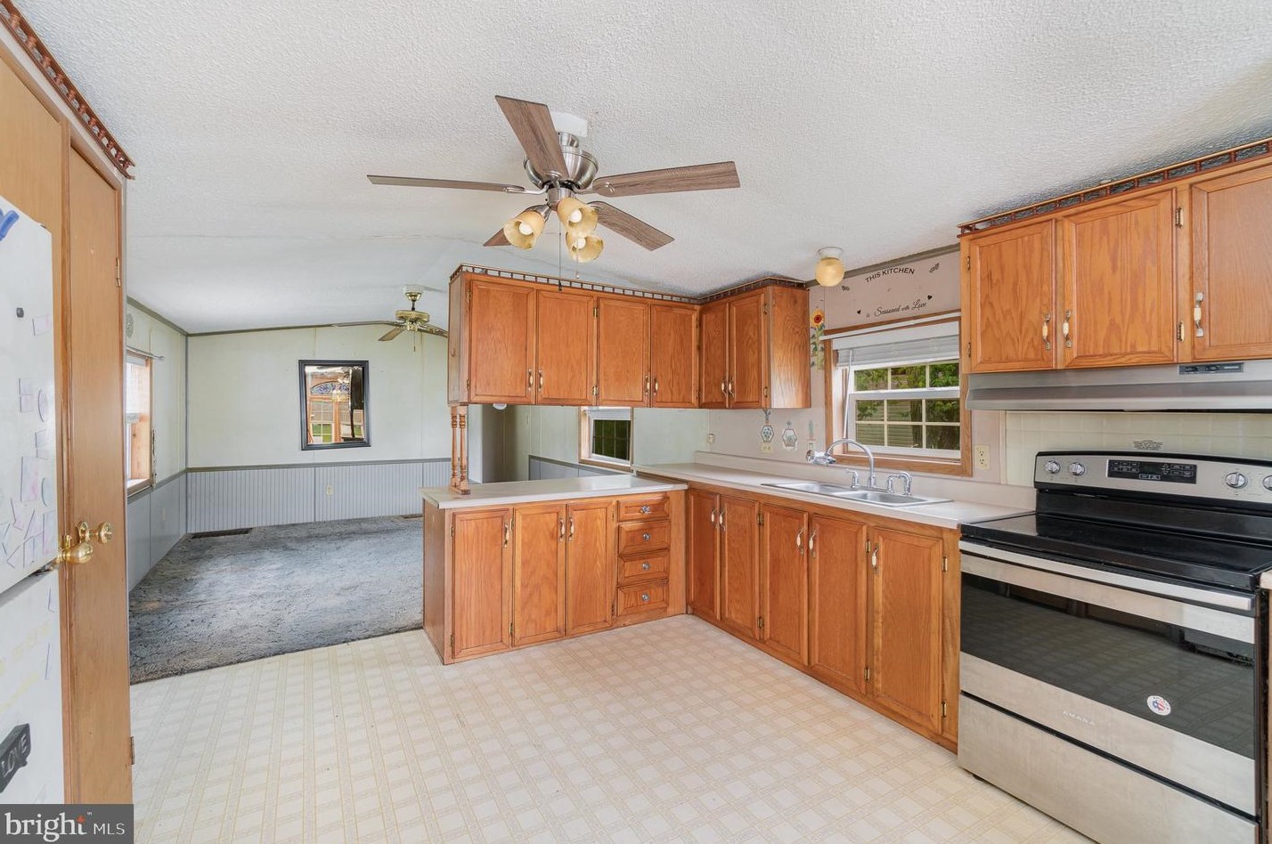 10 Amara Ln, Carlisle PA  17015-8819 exterior