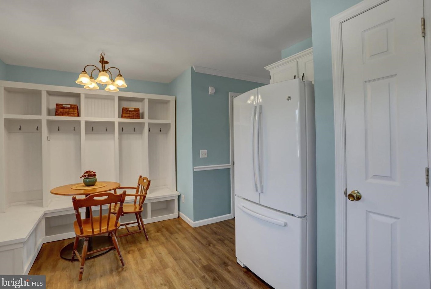 37 Partridge Cir, Carlisle PA  17013-8700 exterior