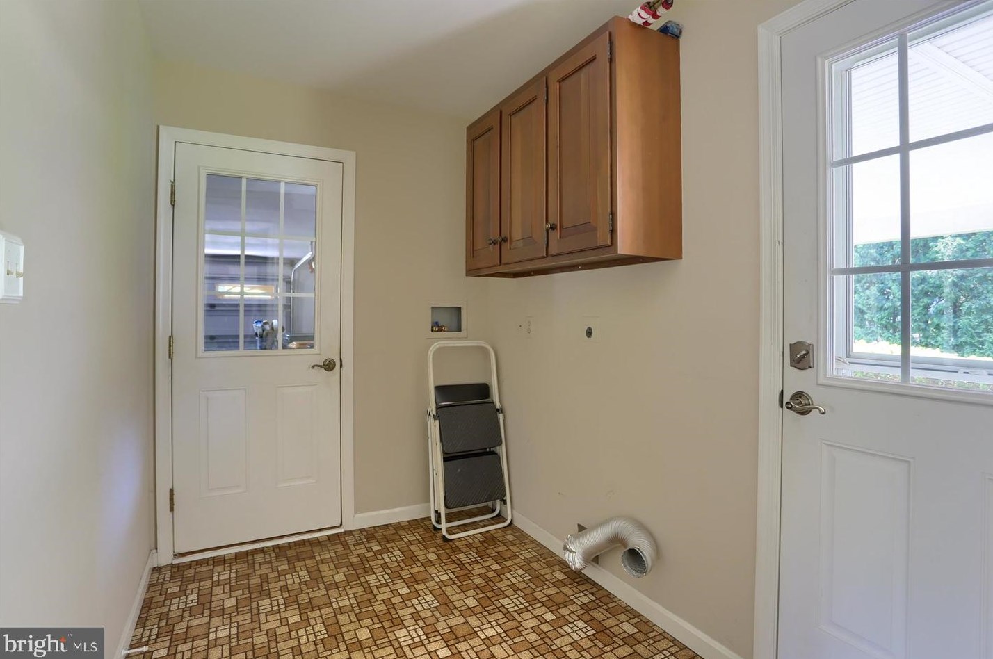 6116 Stephens Xing, Navy Sup Dpt PA 17050-2379 exterior