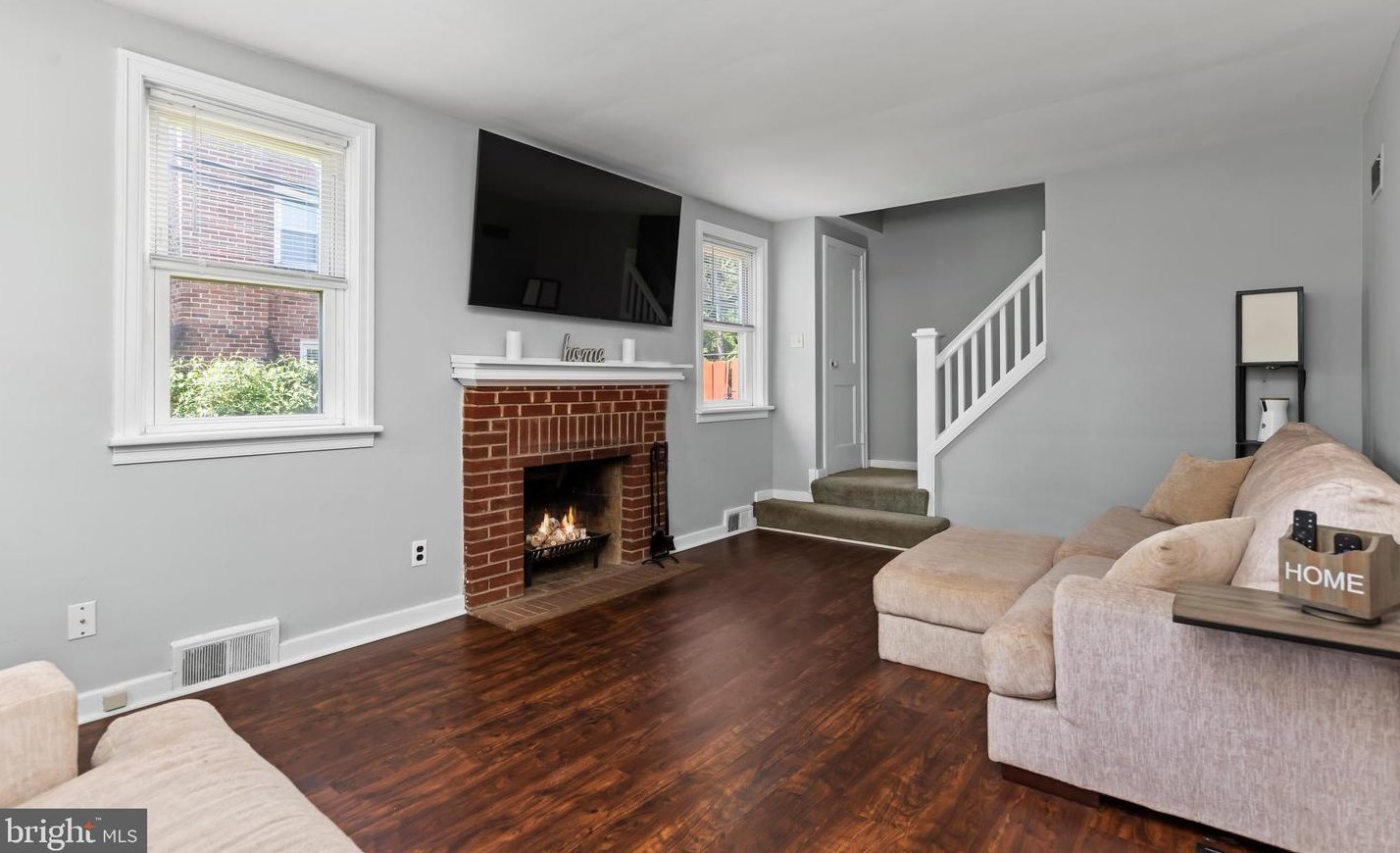 1902 Chatham Dr, Camp Hill PA  17011-5916 exterior