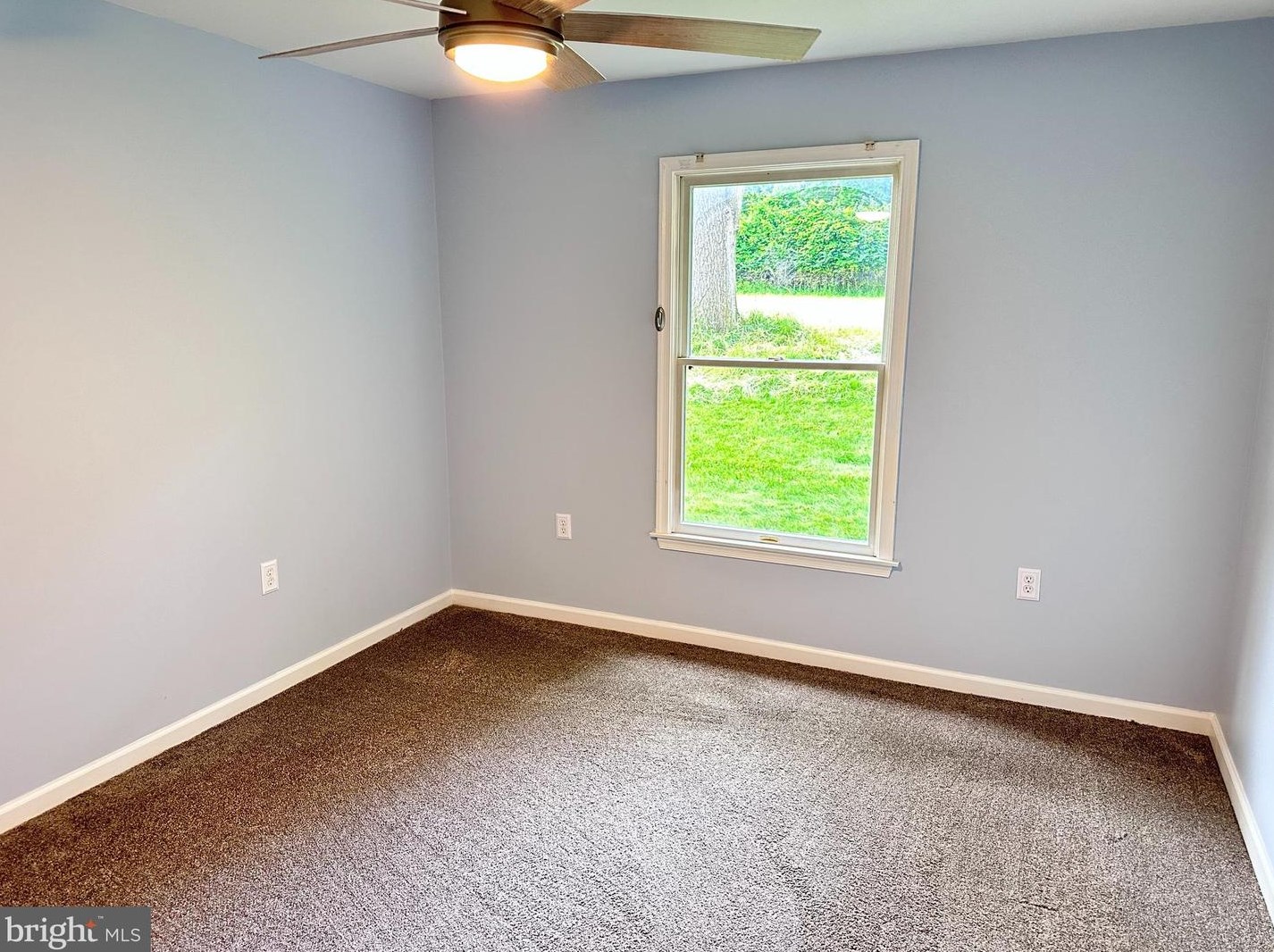 609 Ml Race Ct, Carlisle PA 17013-2531 exterior