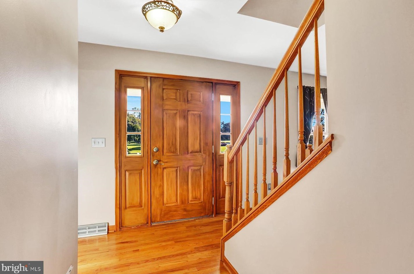 18 Arlington Dr, Carlisle PA 17015-3192 exterior