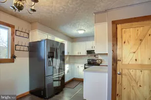 5404 Laurie Ln, Enola, PA 17025 - Photo 7