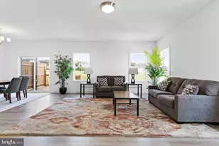 653 Brittany Dr, Mechanicsburg, PA 17055 - Photo 5