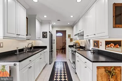 37 Devonshire Square, Mechanicsburg, PA 17050 - Photo 13