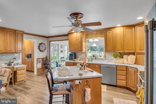 211 W Middlesex Dr, Carlisle, PA 17013 - Photo 25