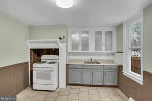 27 S Spring Garden St, Carlisle, PA 17013 - Photo 7