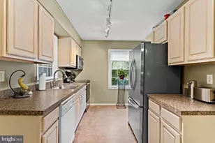 316 Old Fort Rd, Lemoyne, PA 17043 - Photo 9