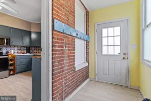 300 E North St, Carlisle, PA 17013 - Photo 9