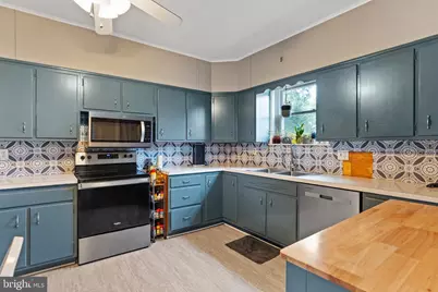 300 E North Street, Carlisle, PA 17013 - Photo 5