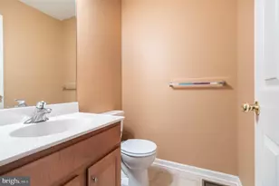 471 Nursery Dr N, Mechanicsburg, PA 17055 - Photo 3