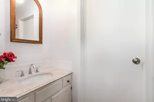 7103 Salem Park Cir, Mechanicsburg, PA 17050 - Photo 11