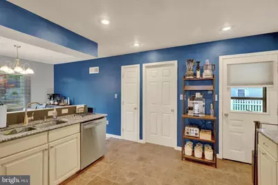 42 Honeysuckle Drive, Mechanicsburg, PA 17050 - Photo 9