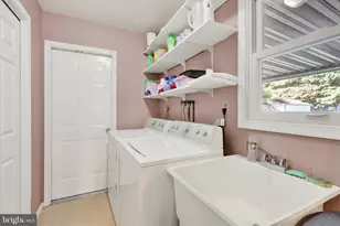 42 Honeysuckle Dr, Mechanicsburg, PA 17050 - Photo 17