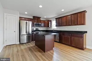 813 Spring Rock Ct, Mechanicsburg, PA 17055 - Photo 3