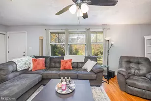 315 James Rd, Carlisle, PA 17013 - Photo 3