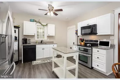 207 S 18th Street, Camp Hill, PA 17011 - Photo 9