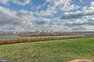 545 Bridgeview Dr, Lemoyne, PA 17043 - Photo 5